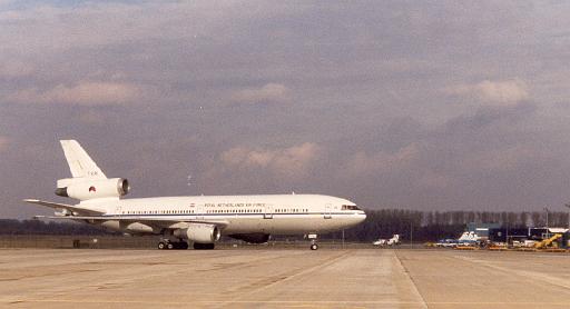 2000-02 Eindhoven DC10.jpg